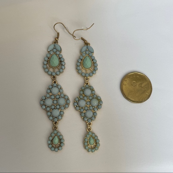 Two Pairs of Earrings - Picture 5 of 9